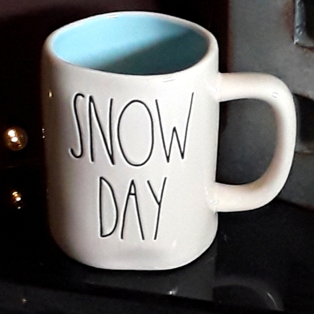 RAE DUNN MUG